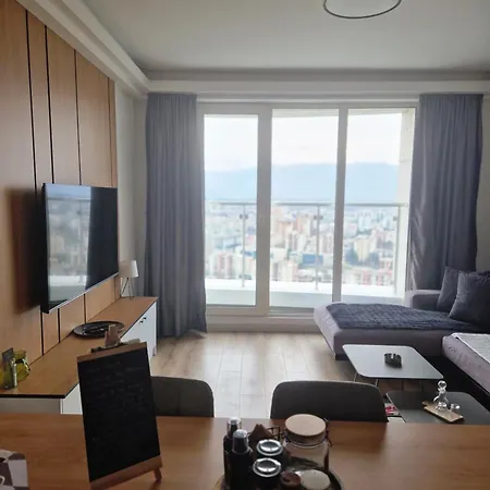Bloom Apartment