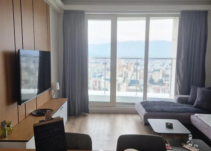 Bloom D235 アパート