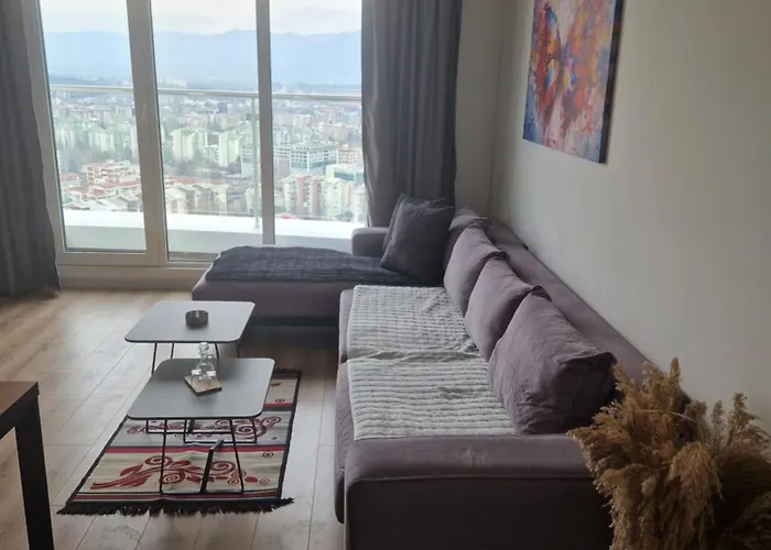 Bloom D235 アパート スコピエ